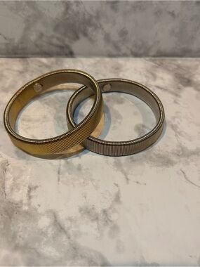 Retro Chic Gold and Silver Ribbed Hinged Bracelets/Sleeve Holder